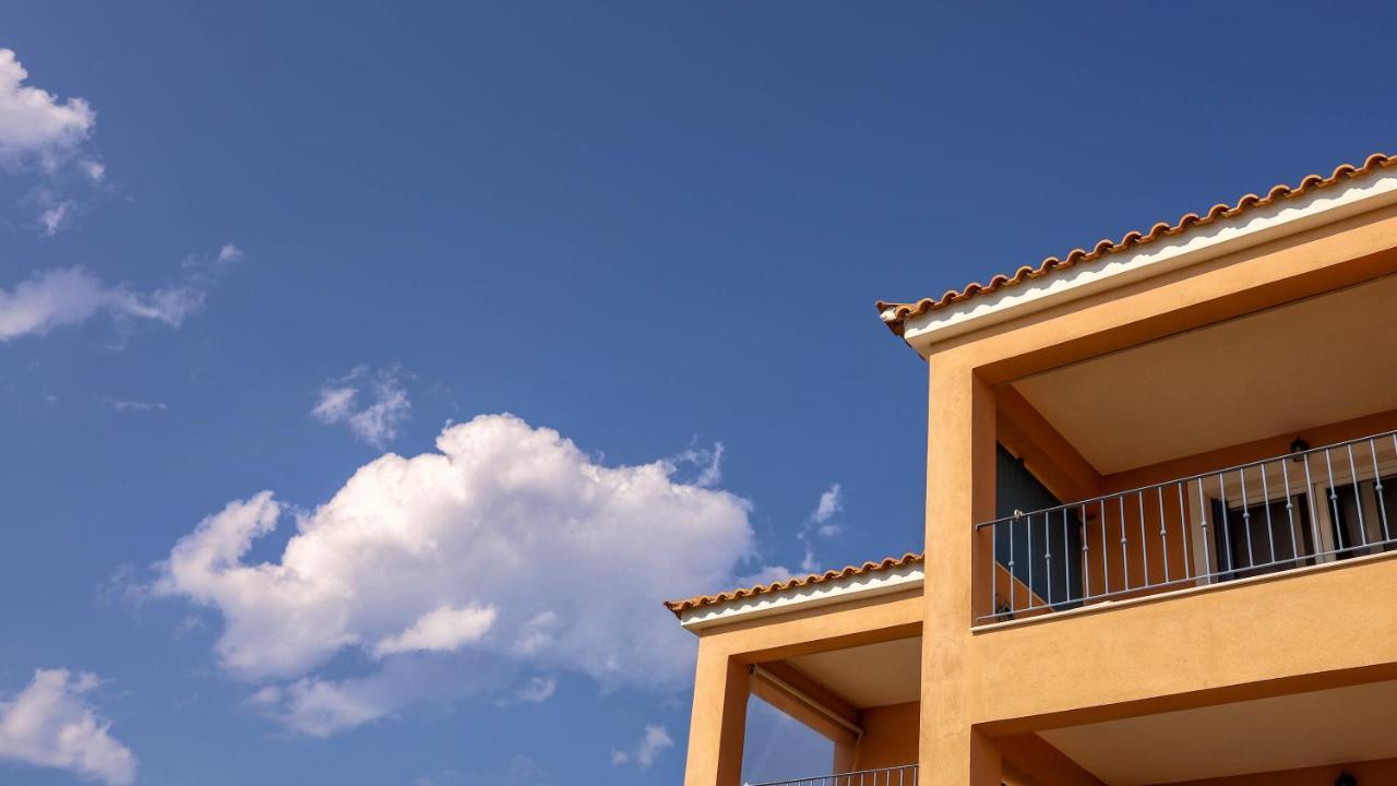 Niovi Seaview Apartments Agio Apóstoloi Exterior foto