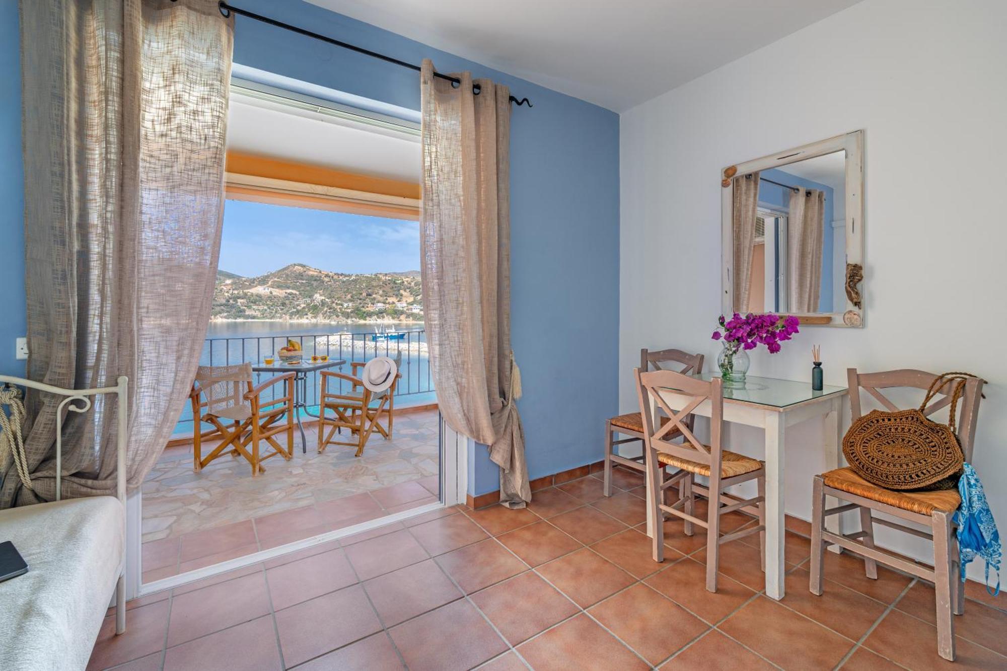 Niovi Seaview Apartments Agio Apóstoloi Exterior foto